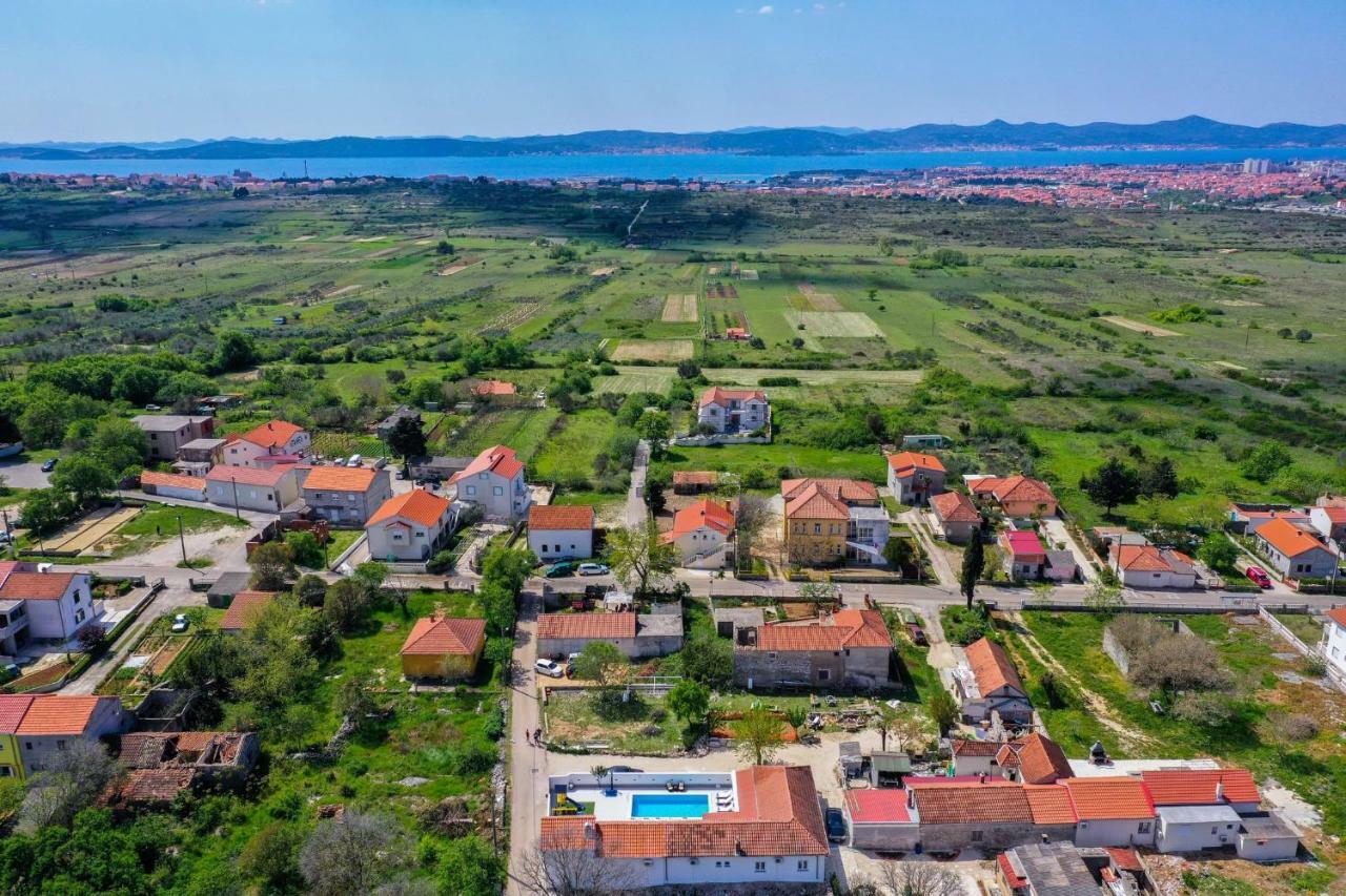 Villa Mare - With Heated Pool Zadar Exterior photo